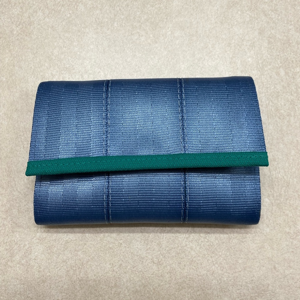 Harveys Seatbelt bag Snap Wallet billfold in denim color